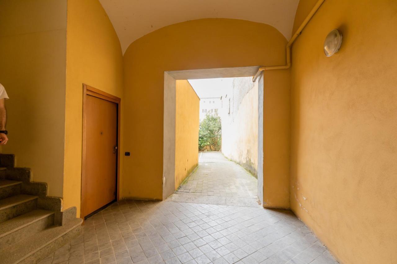 Exclusive Parking Flat X 4 Near Metro 1 Salvator Rosa Appartement Napels Buitenkant foto