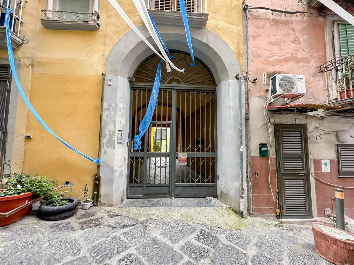 Exclusive Parking Flat X 4 Near Metro 1 Salvator Rosa Appartement Napels Buitenkant foto
