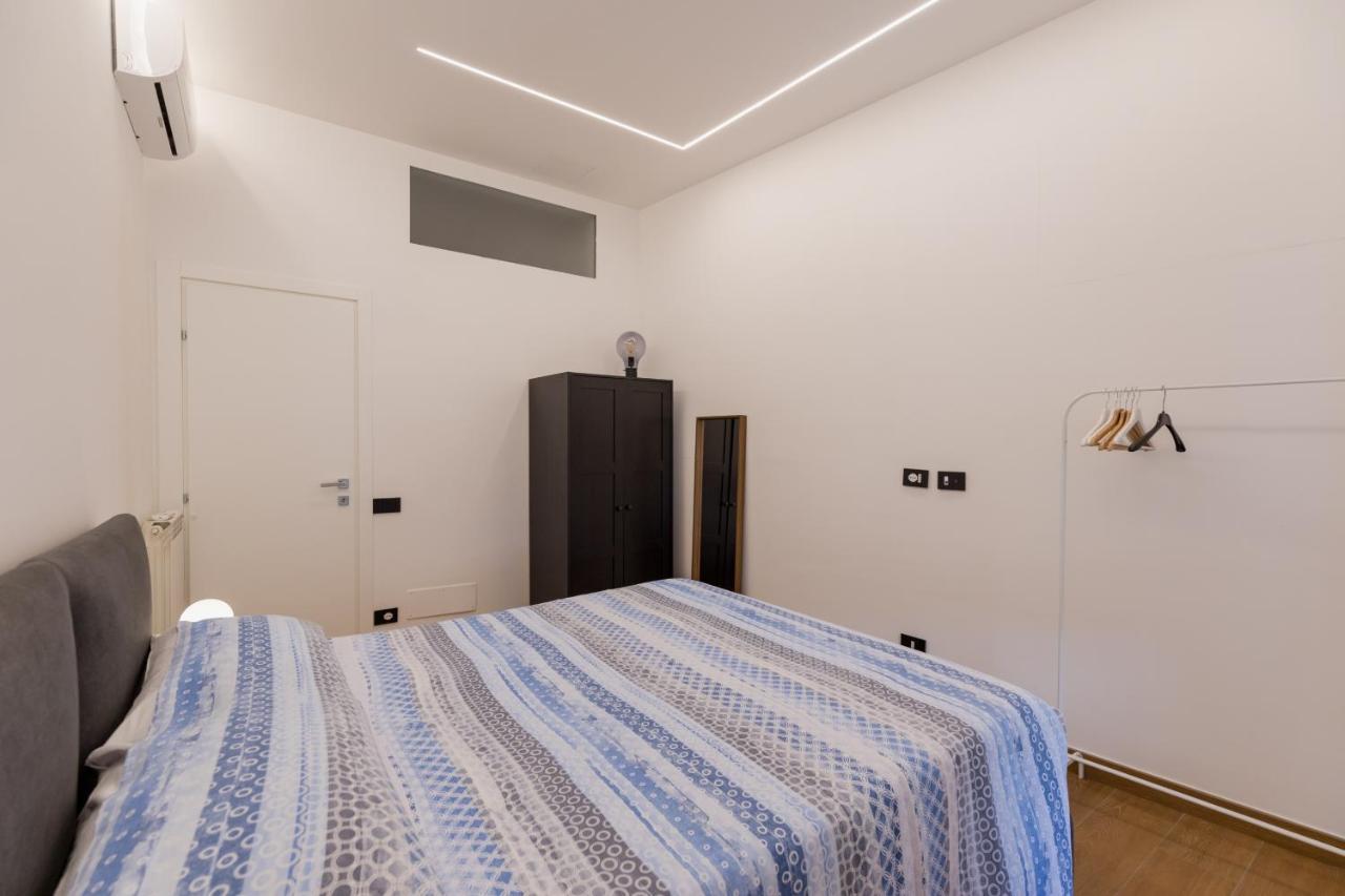 Exclusive Parking Flat X 4 Near Metro 1 Salvator Rosa Appartement Napels Buitenkant foto